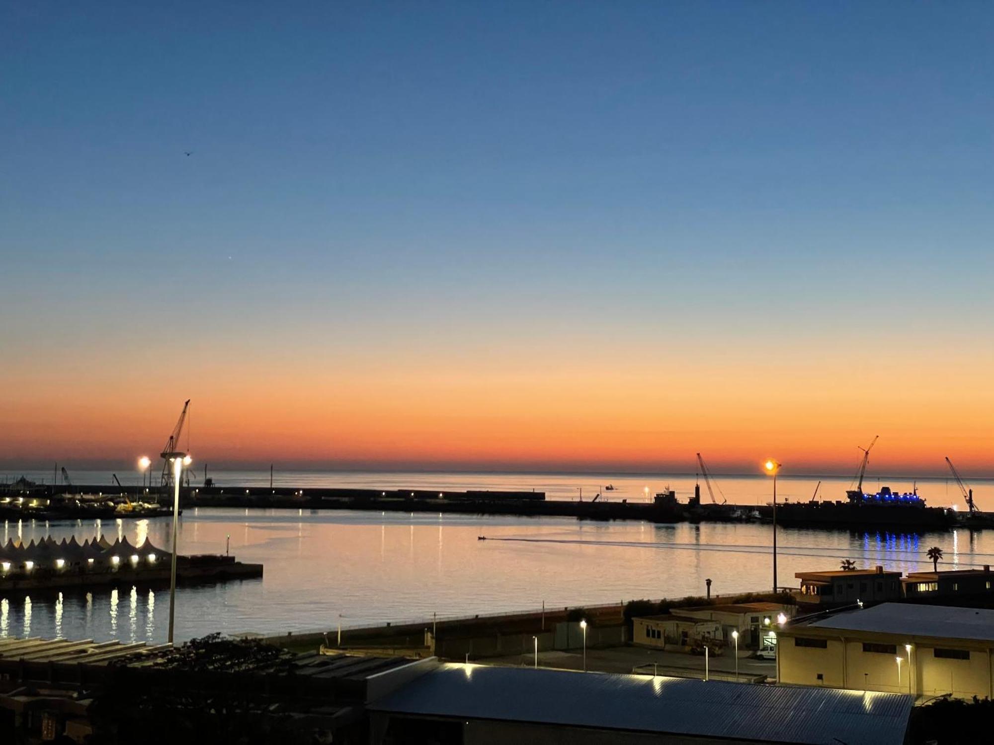 Palermo Inn Marina Exclusive View מראה חיצוני תמונה