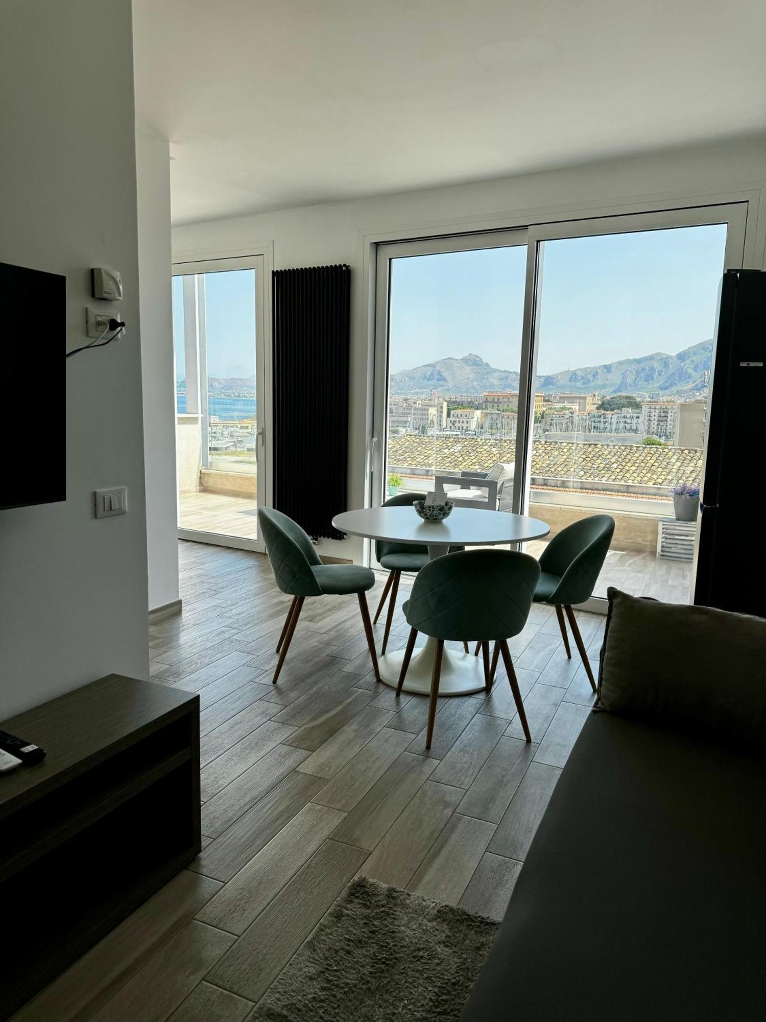 Palermo Inn Marina Exclusive View מראה חיצוני תמונה
