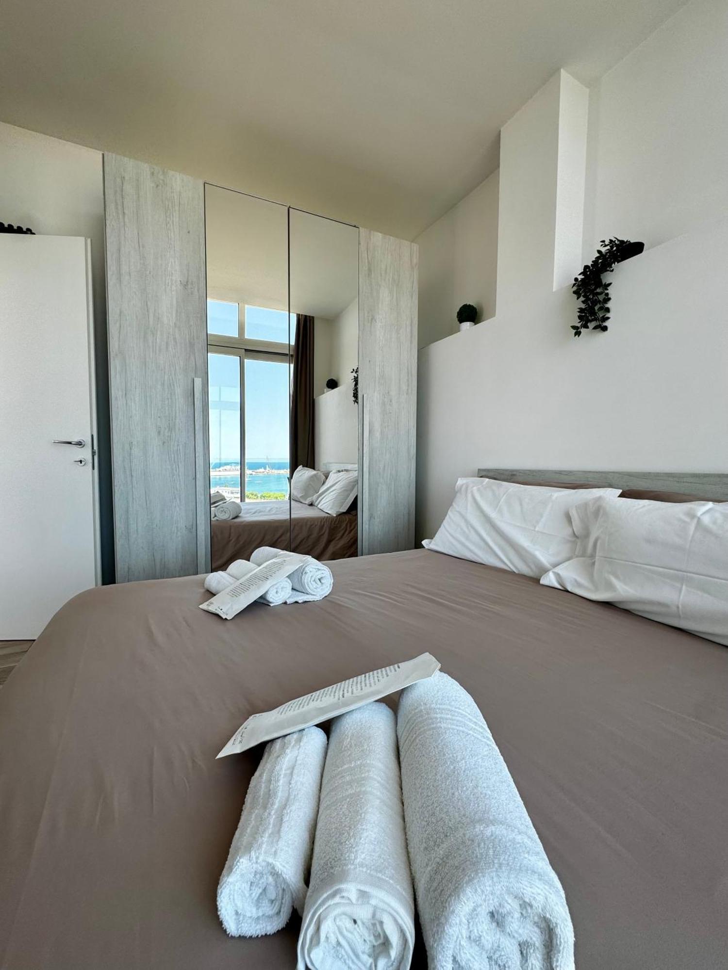 Palermo Inn Marina Exclusive View מראה חיצוני תמונה