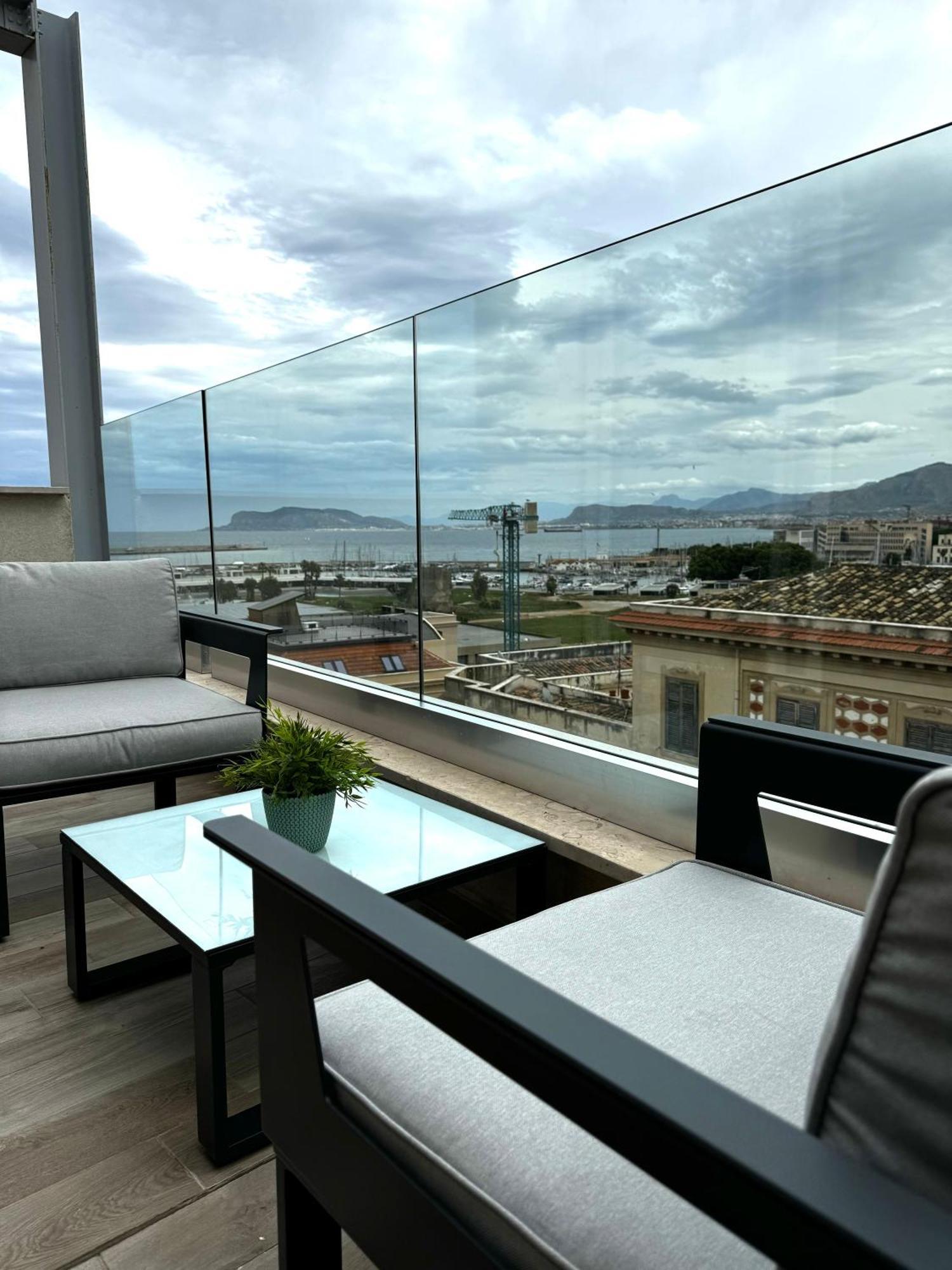 Palermo Inn Marina Exclusive View מראה חיצוני תמונה