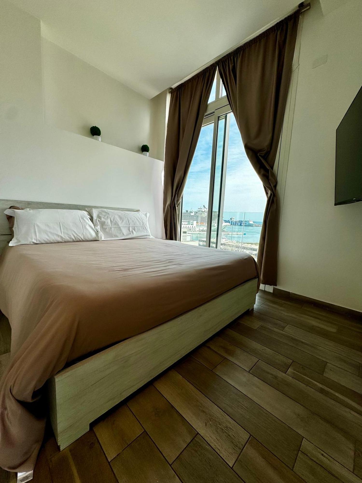 Palermo Inn Marina Exclusive View מראה חיצוני תמונה