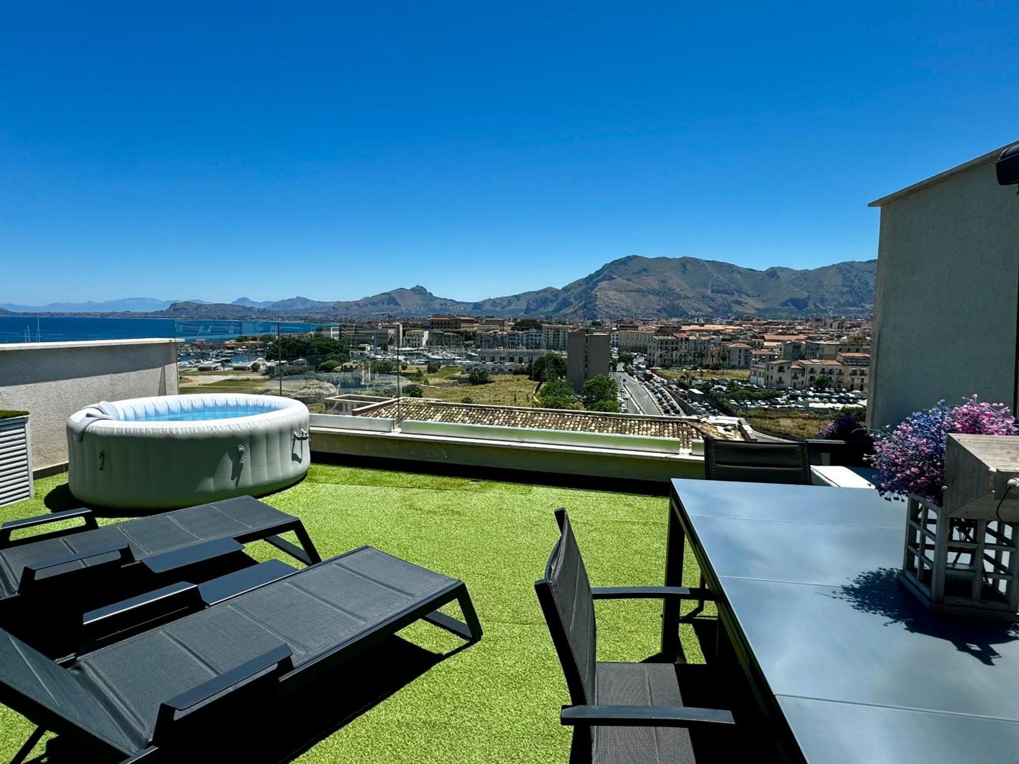Palermo Inn Marina Exclusive View מראה חיצוני תמונה