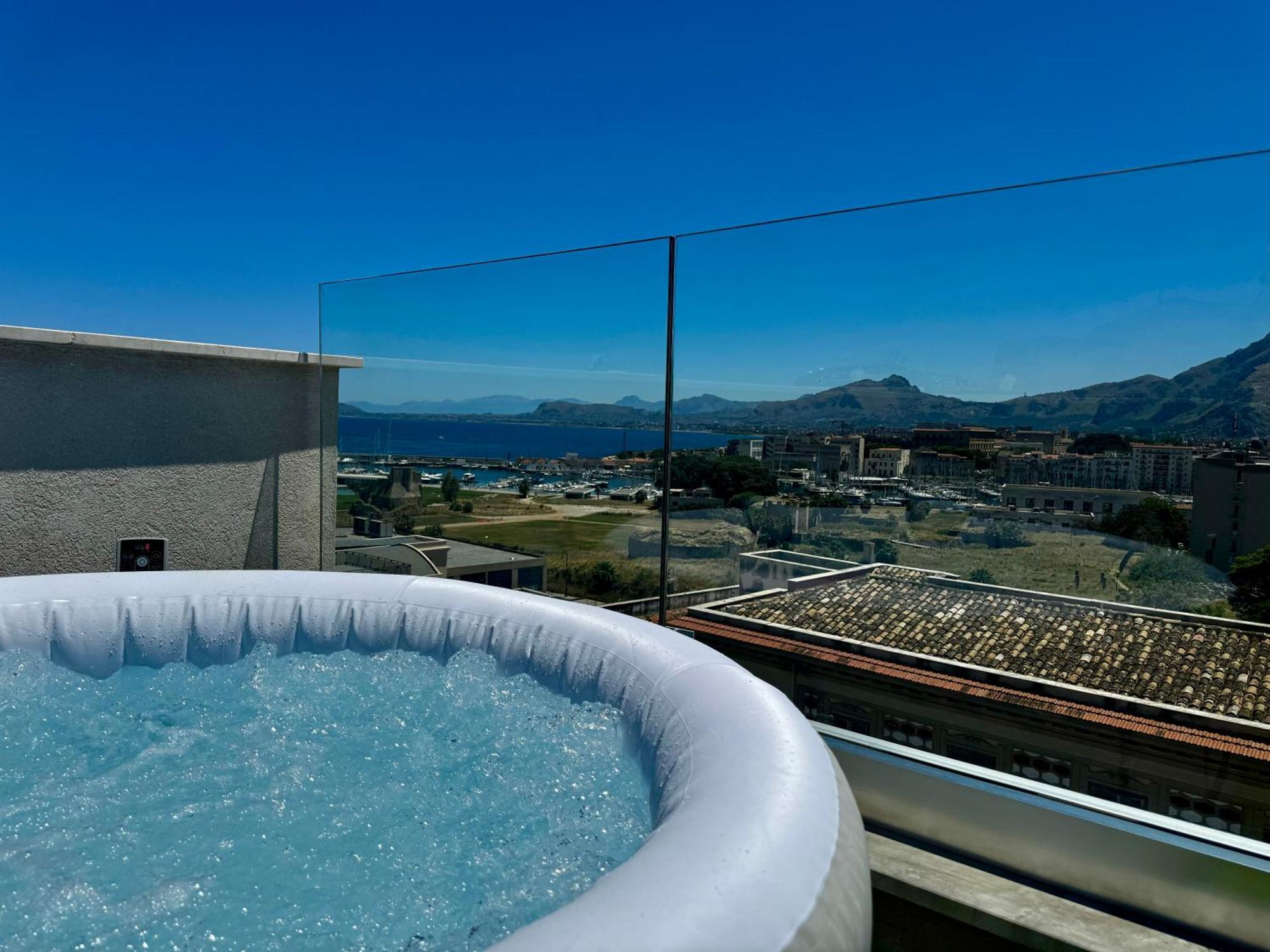 Palermo Inn Marina Exclusive View מראה חיצוני תמונה