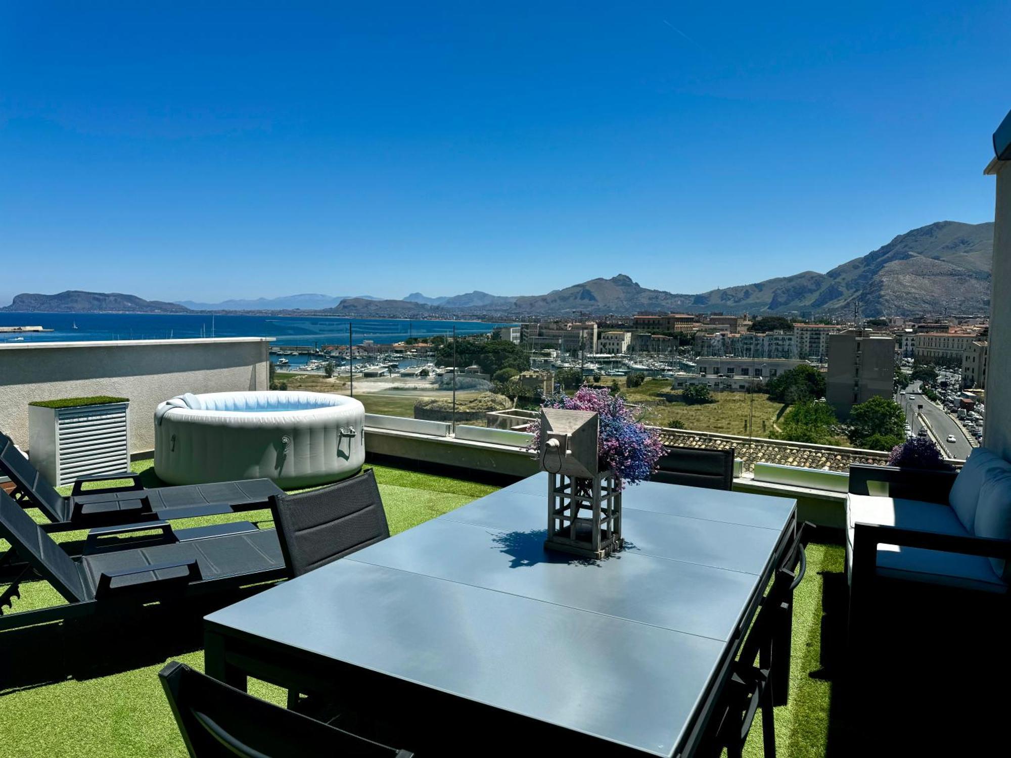 Palermo Inn Marina Exclusive View מראה חיצוני תמונה
